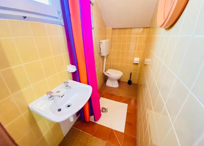 Osti 100 By Interhome לידו דלה נציוני